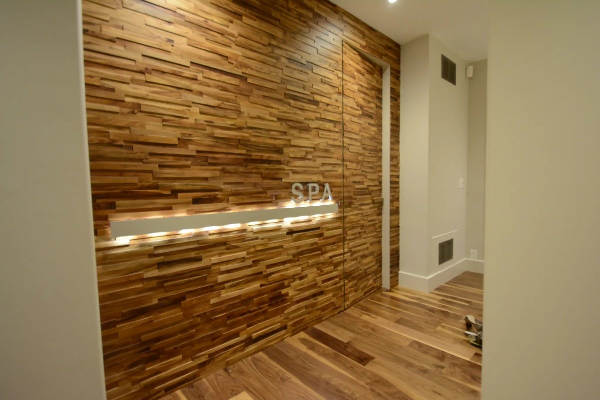 Oasis — SPA Entrance