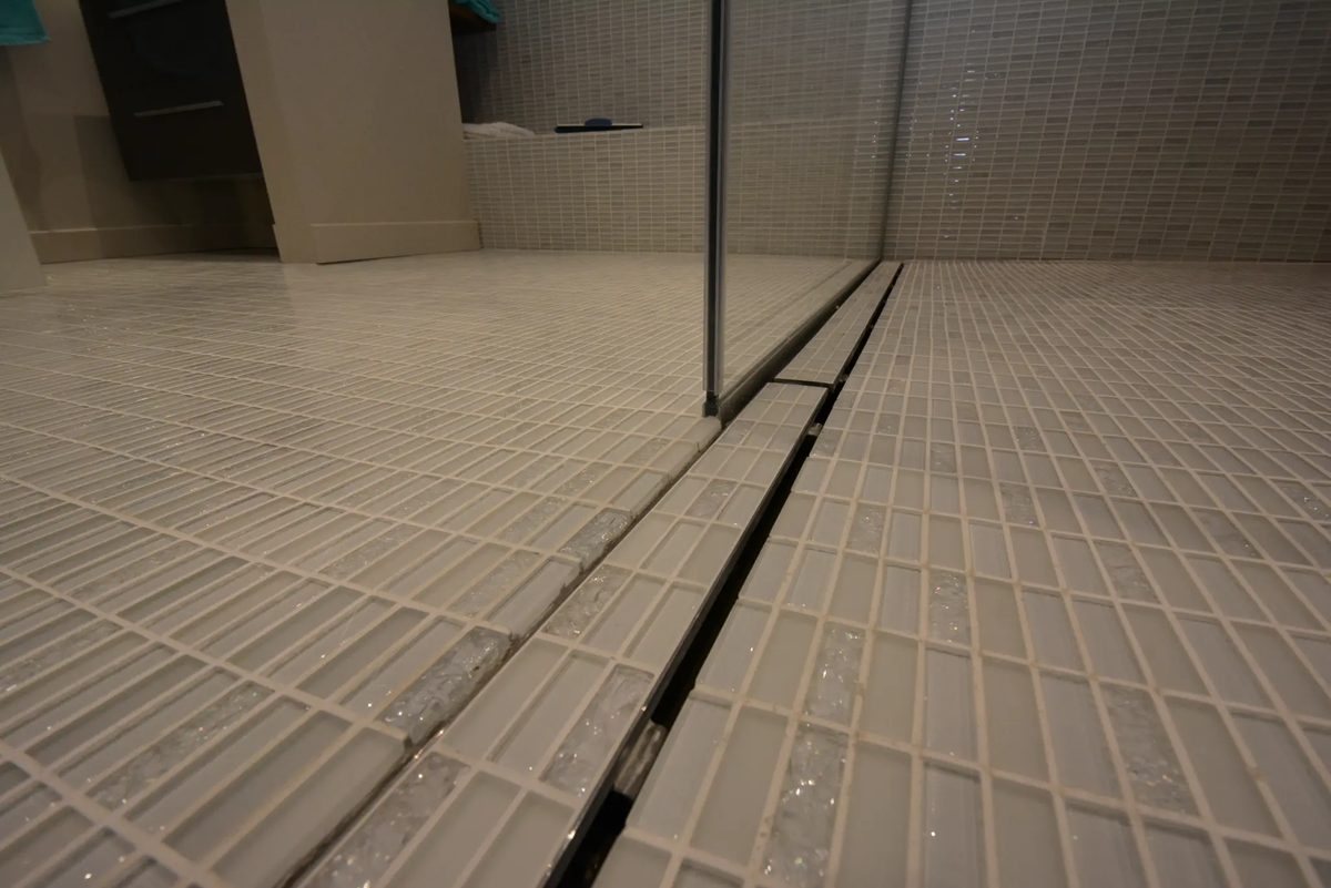 Oasis — Shower Floor